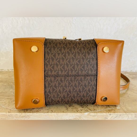 MICHAEL KORS brown saddle logo bucket shoulder bag crossbody - Picture 9 of 9